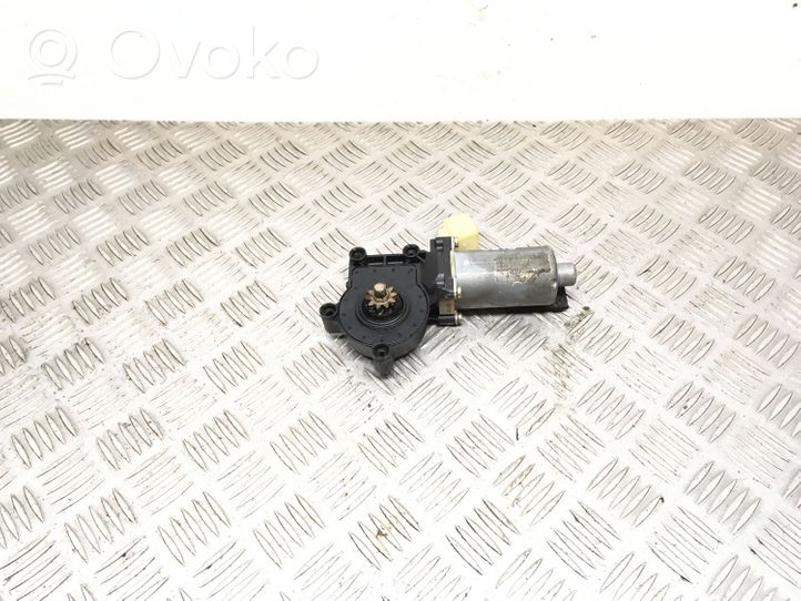 Volvo S60 Silniczek podnośnika szyby drzwi przednich 0130821761