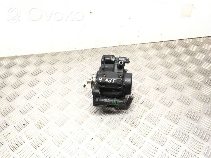 Ford Mondeo MK IV Polttoaineen ruiskutuksen suurpainepumppu 9424A050A