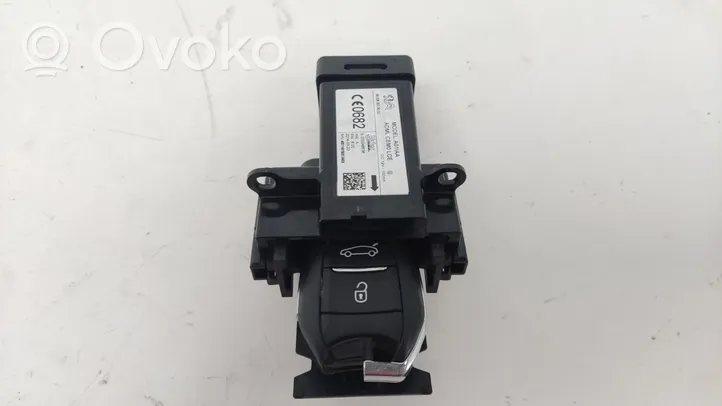 Citroen C4 Grand Picasso Lecteur de carte S000048536