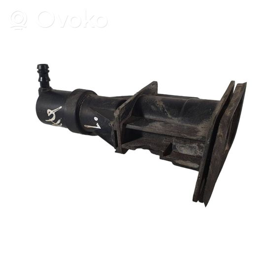 Audi A4 S4 B5 8D Dysza spryskiwacza lampy przedniej 8D0807787AA