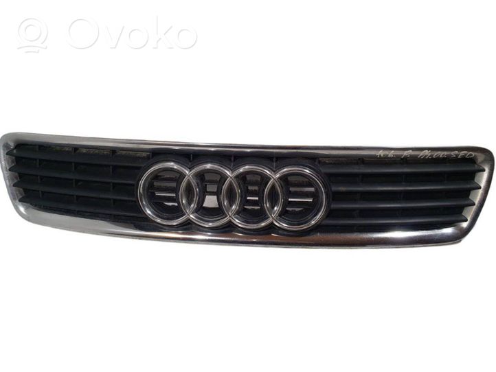 Audi A4 S4 B5 8D Atrapa chłodnicy / Grill 8D0853651R