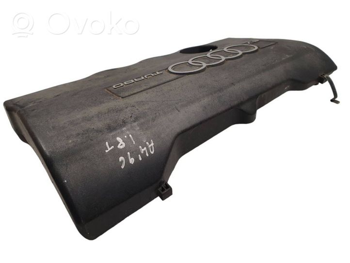 Audi A4 S4 B5 8D Variklio dangtis (apdaila) 058103724B