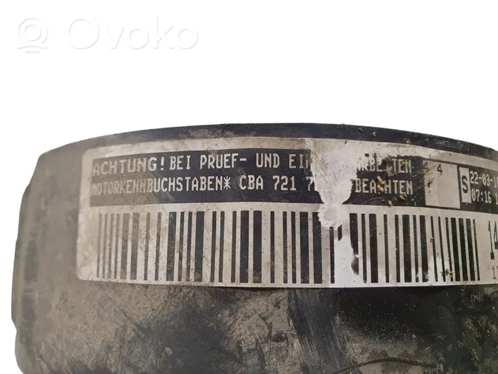 Volkswagen PASSAT B6 Timing belt guard (cover) 03L109107E