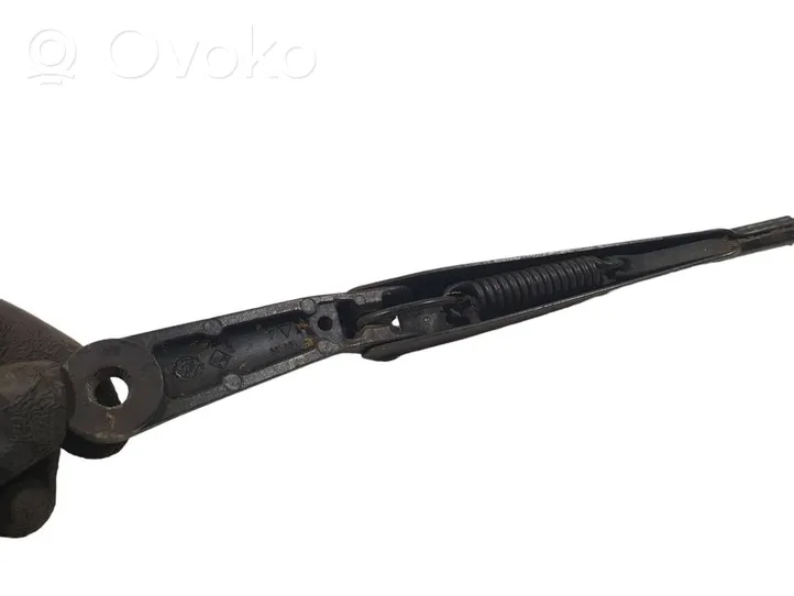 Volkswagen PASSAT B5 Front wiper blade arm 3B1955409