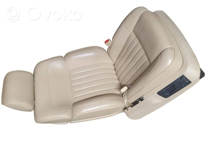 Volkswagen Phaeton Tapicerka / Komplet 