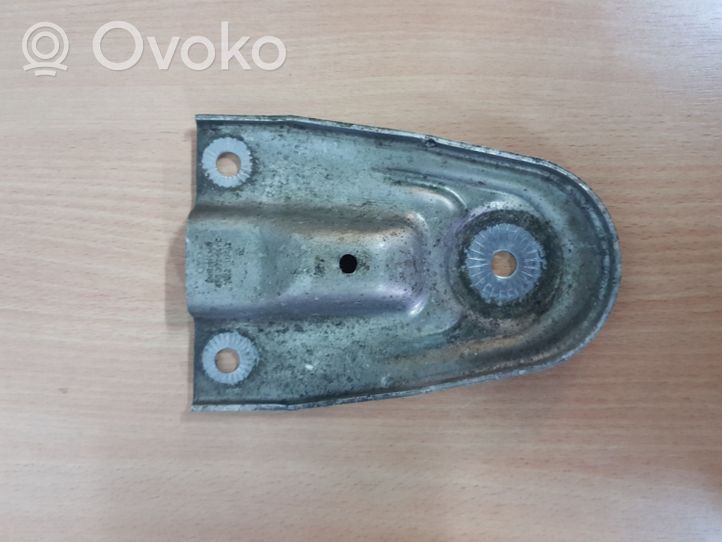 Audi A6 S6 C6 4F Supporto di montaggio scatola del cambio 4F0399541C