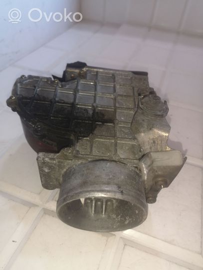 Toyota Camry Oro srauto matuoklis 2225074140