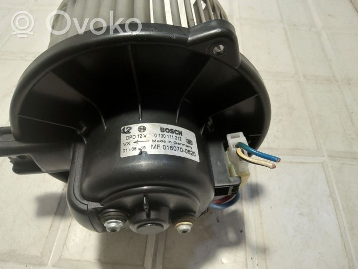 Volvo S40, V40 Ventola riscaldamento/ventilatore abitacolo 0130111212