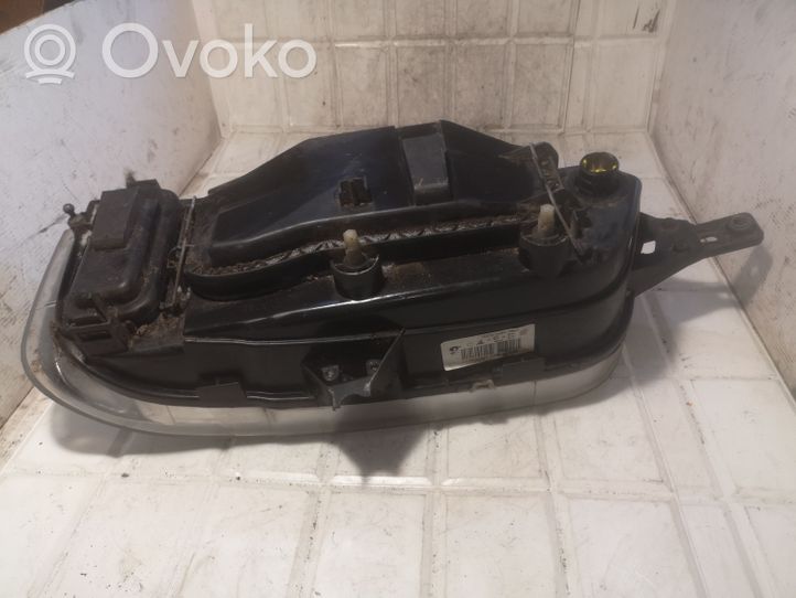 Citroen Jumper Lampa przednia 1337815080