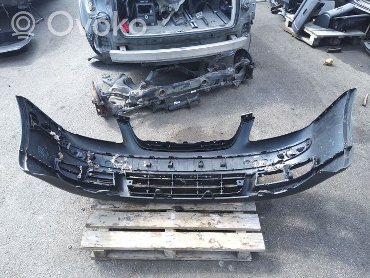 Volkswagen Touran I Front bumper 1T0807221