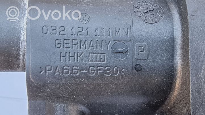 Volkswagen Golf IV Termostato/alloggiamento del termostato 032121111MN