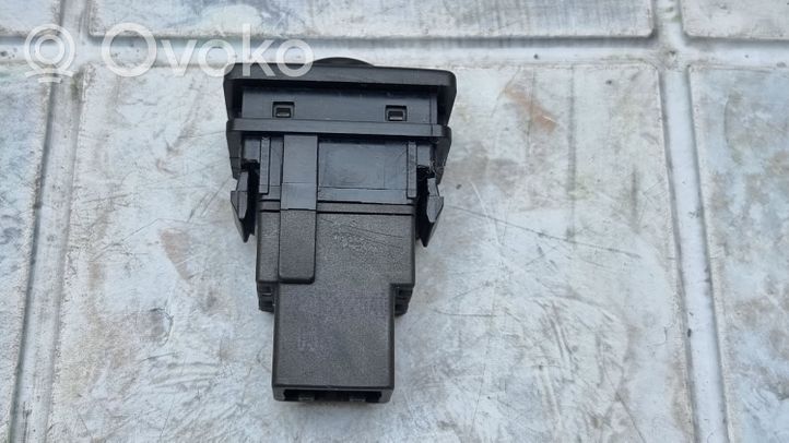 Toyota Auris 150 Przycisk / Pokrętło regulacji świateł 8415202040