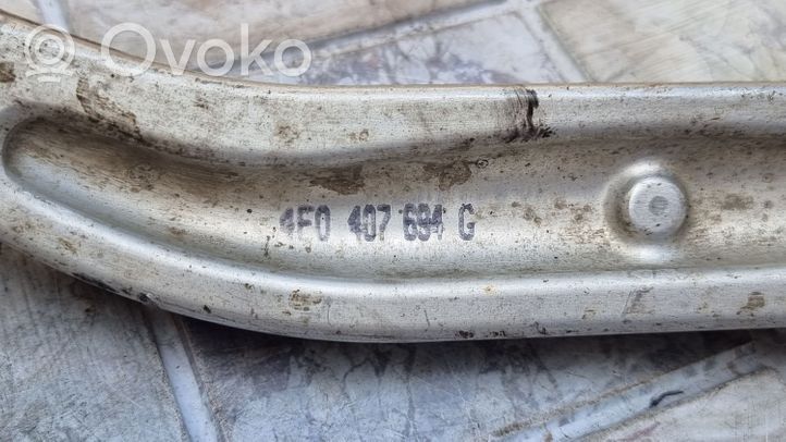 Volkswagen Tiguan Priekinė svirtis 4F0407694G