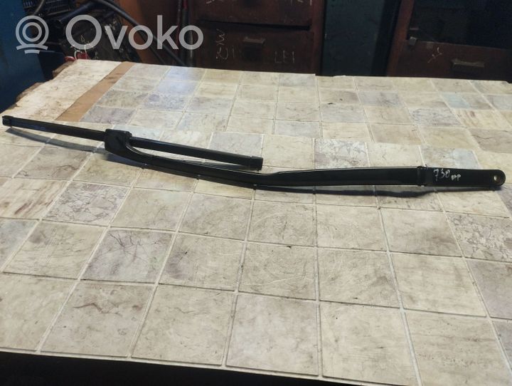 Volkswagen Phaeton Windshield/front glass wiper blade 4527