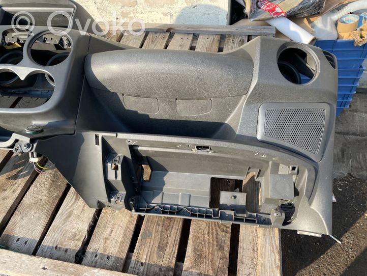 Fiat Doblo Deska rozdzielcza 46751499