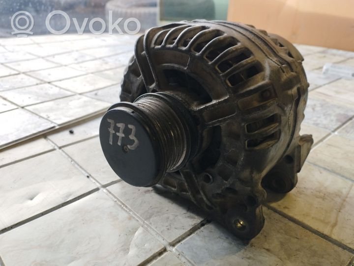 Volkswagen Transporter - Caravelle T5 Generator/alternator 038903024F