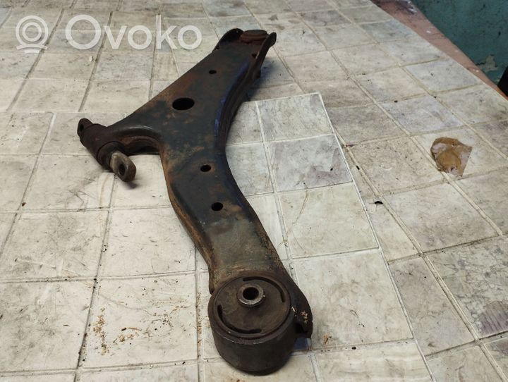 Hyundai Santa Fe Brazo de suspensión/horquilla inferior delantero 5450226XX