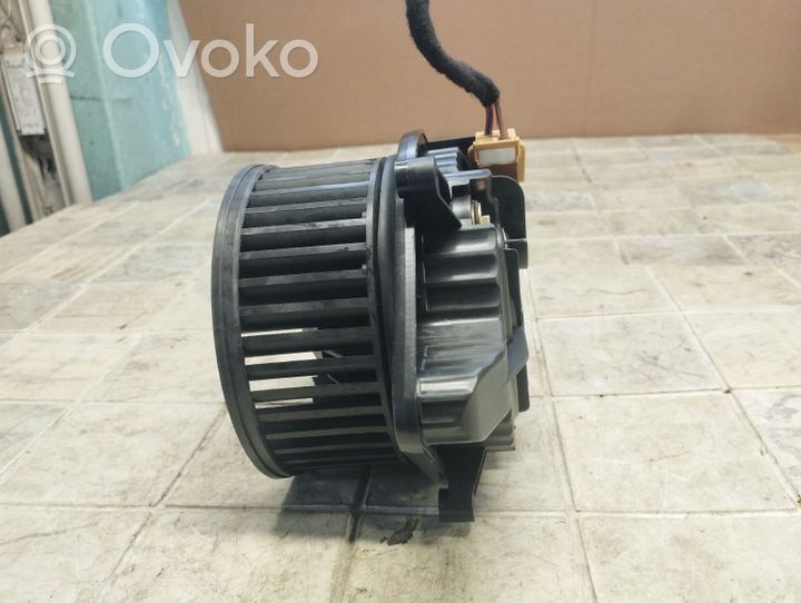 Audi A4 S4 B6 8E 8H Ventola riscaldamento/ventilatore abitacolo 8E1820021B