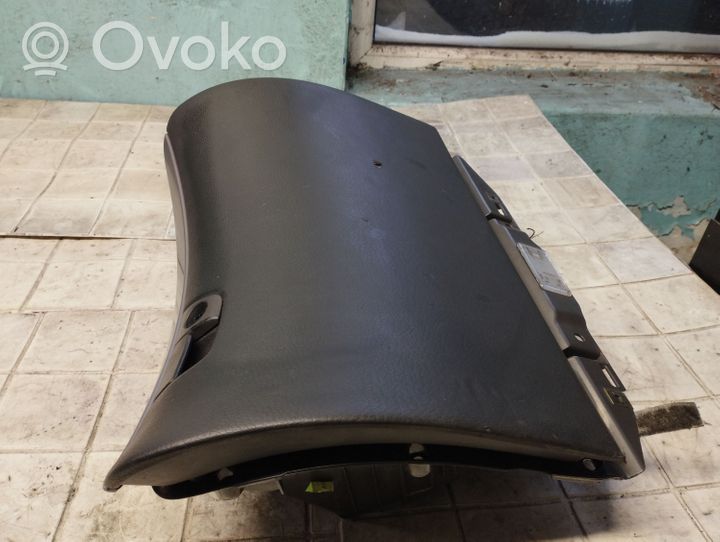 Volvo V70 Glove box 8650374