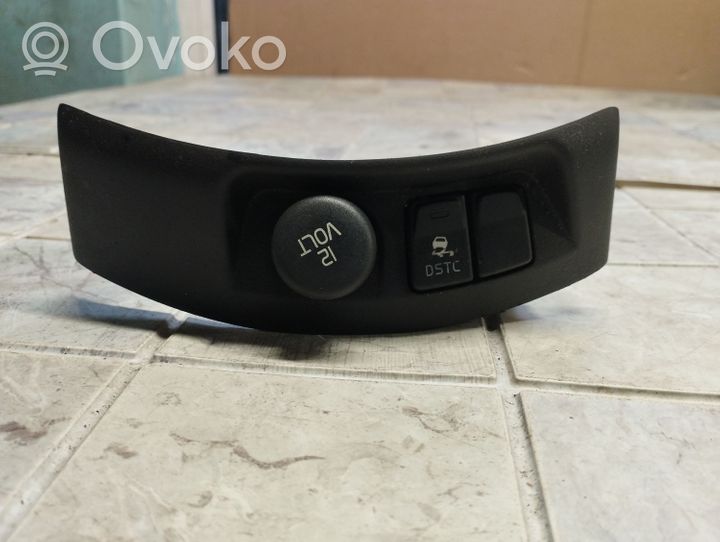 Volvo V50 Accendisigari per auto 8686026