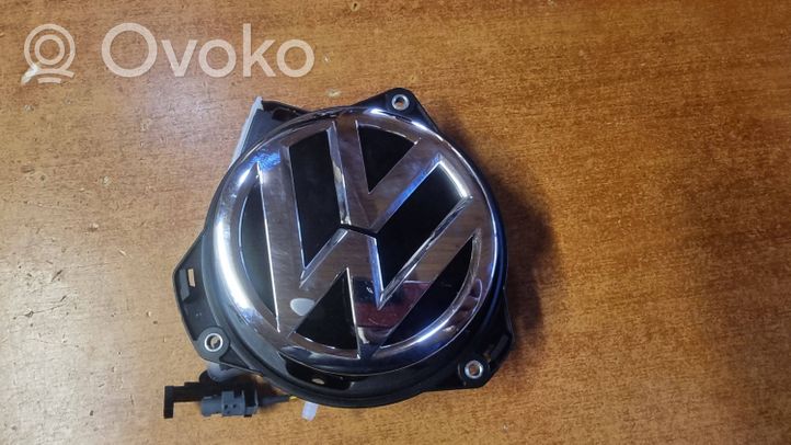 Volkswagen Golf VII Atidarymo rankenėlė (su kamera) galinio dangčio 5G0827469AJ