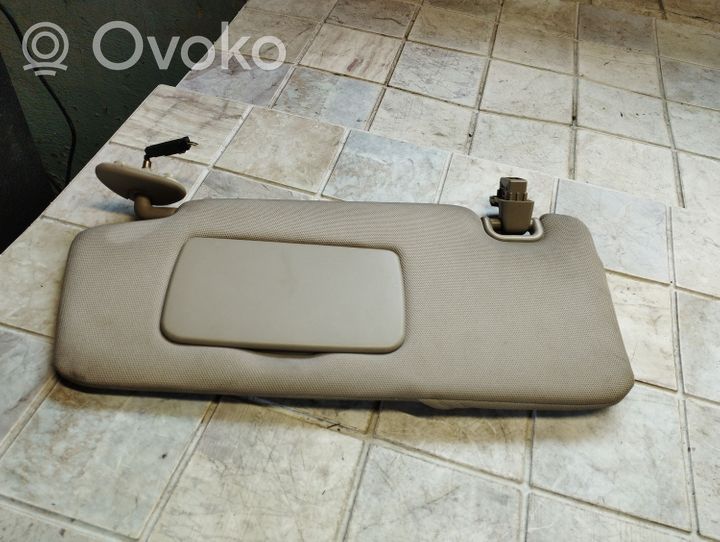 Subaru Outback Skydelis nuo saulės 