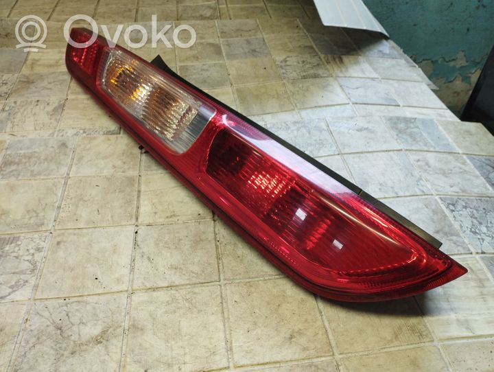Ford Focus Lampa tylna 4M5113405A