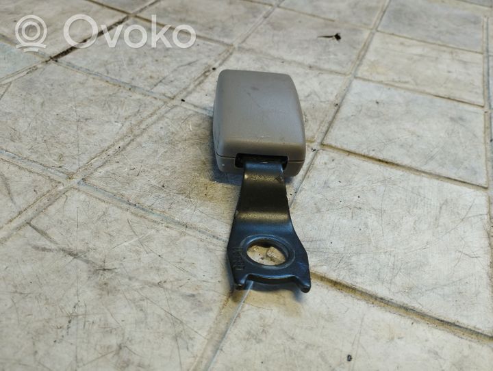 Mitsubishi Grandis Boucle de ceinture de sécurité arrière G3420