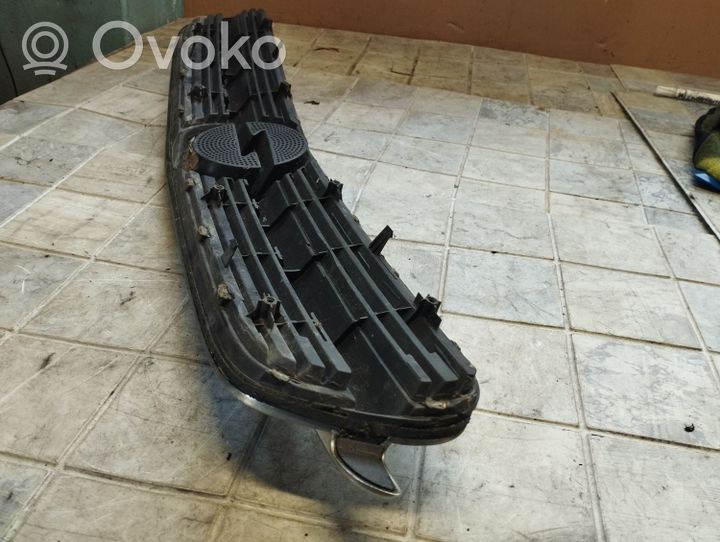 Opel Vectra C Front bumper upper radiator grill 464192822