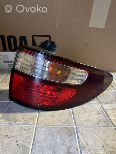 Toyota Previa (XR30, XR40) II Lampa tylna 28142