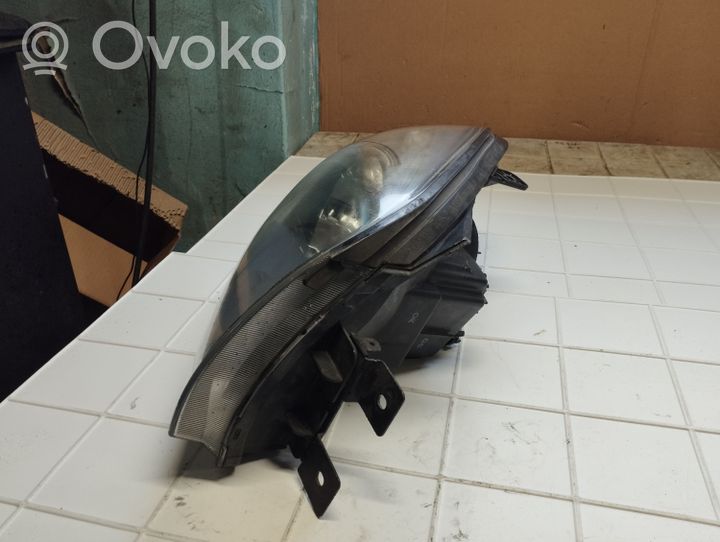 KIA Sportage Faro/fanale 921020Z010