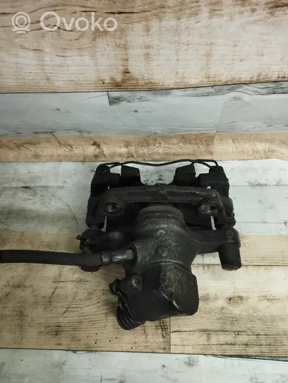 Ford C-MAX I Rear brake caliper 