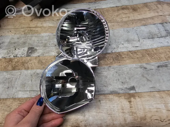 Toyota Corolla Verso AR10 Element lampy przedniej 9073780