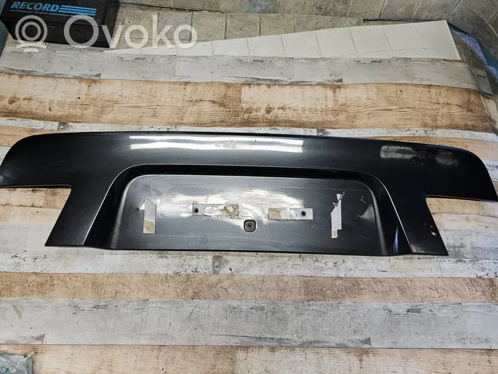 BMW 7 F01 F02 F03 F04 Bagāžnieka dekoratīvā apdare 51497186530