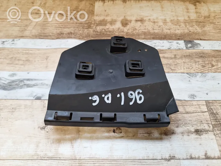 Volvo V50 Support de pare-chocs arrière 30763020