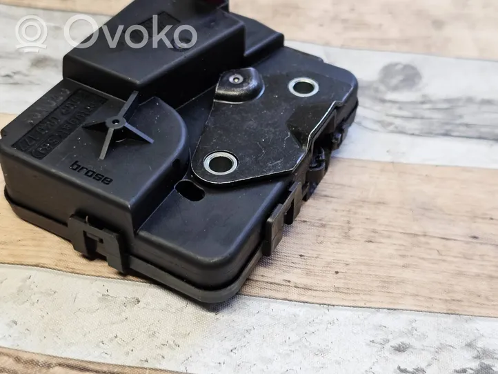 BMW 5 E60 E61 Tailgate window lock/catch/latch 8218849