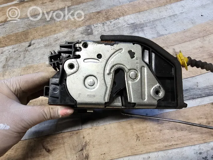 BMW 5 E60 E61 Etuoven lukko A053702