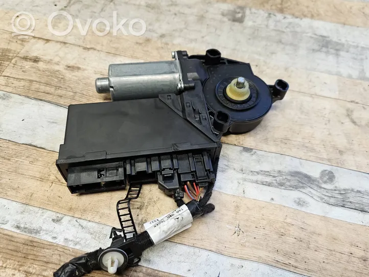 Audi A4 S4 B7 8E 8H Fensterhebermotor Tür vorne 8E1959802H