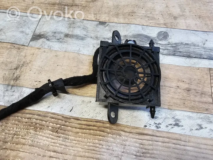 Audi A4 S4 B7 8E 8H Garsiakalbis panelėje 8E0035411C