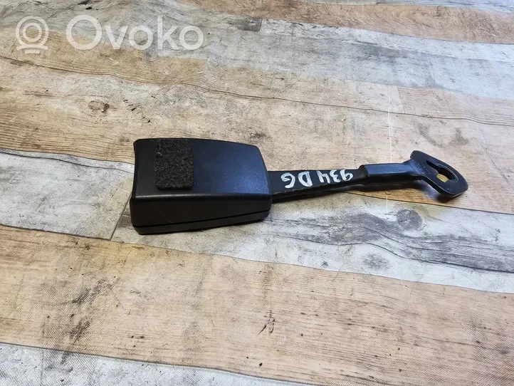 Audi A4 S4 B7 8E 8H Etuistuimen turvavyön solki 8E0857755C