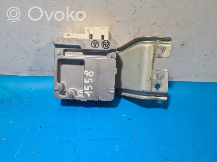 Daihatsu Cuore Ohjaustehostimen pumppu 89650-b2040