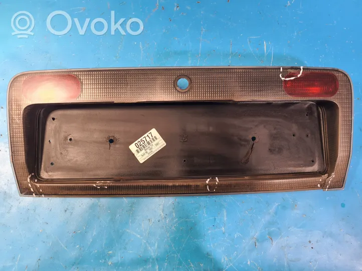 Audi A6 S6 C5 4B Lampa oświetlenia tylnej tablicy rejestracyjnej 4B9945695D