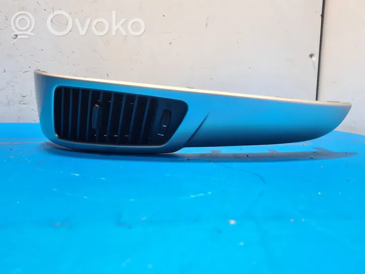 KIA Venga Šoninės oro grotelės 84770-1p000