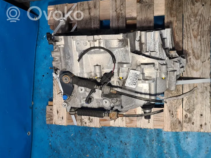 Volvo S40, V40 Manual 6 speed gearbox 141m56l2