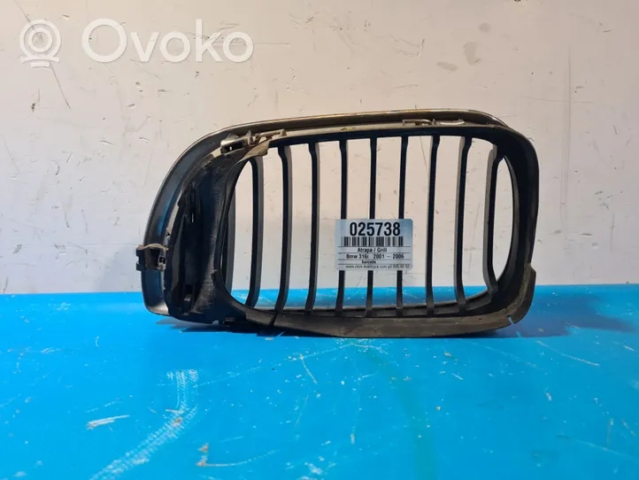 BMW X3 E83 Grille de calandre avant 7030550