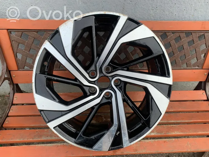 Nissan Qashqai J12 Felgi aluminiowe R20 