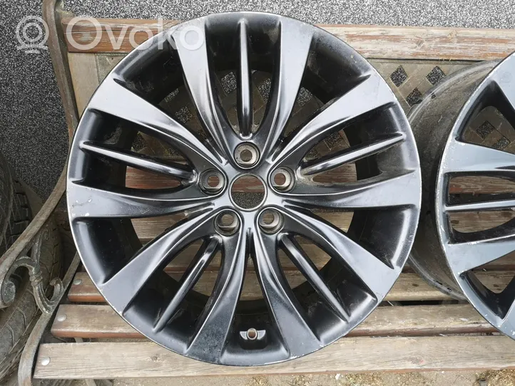 Hyundai Genesis R19 alloy rim 