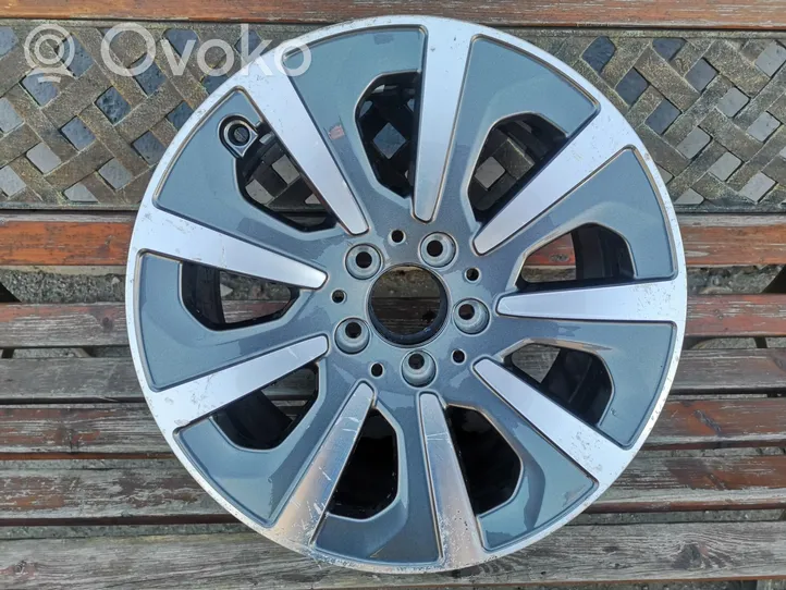 Mercedes-Benz S W116 R17 alloy rim 