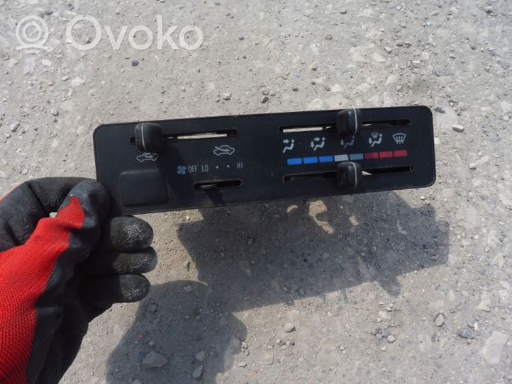 Toyota RAV 4 (XA10) Panel klimatyzacji 8431042170