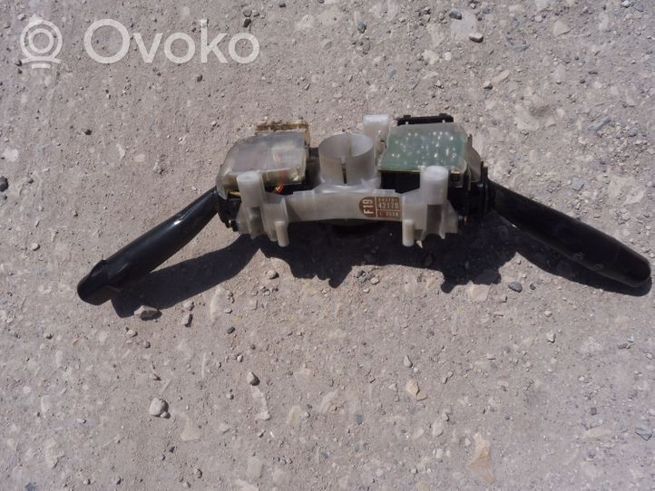 Toyota RAV 4 (XA10) Leva/interruttore dell’indicatore di direzione e tergicristallo 8431042170